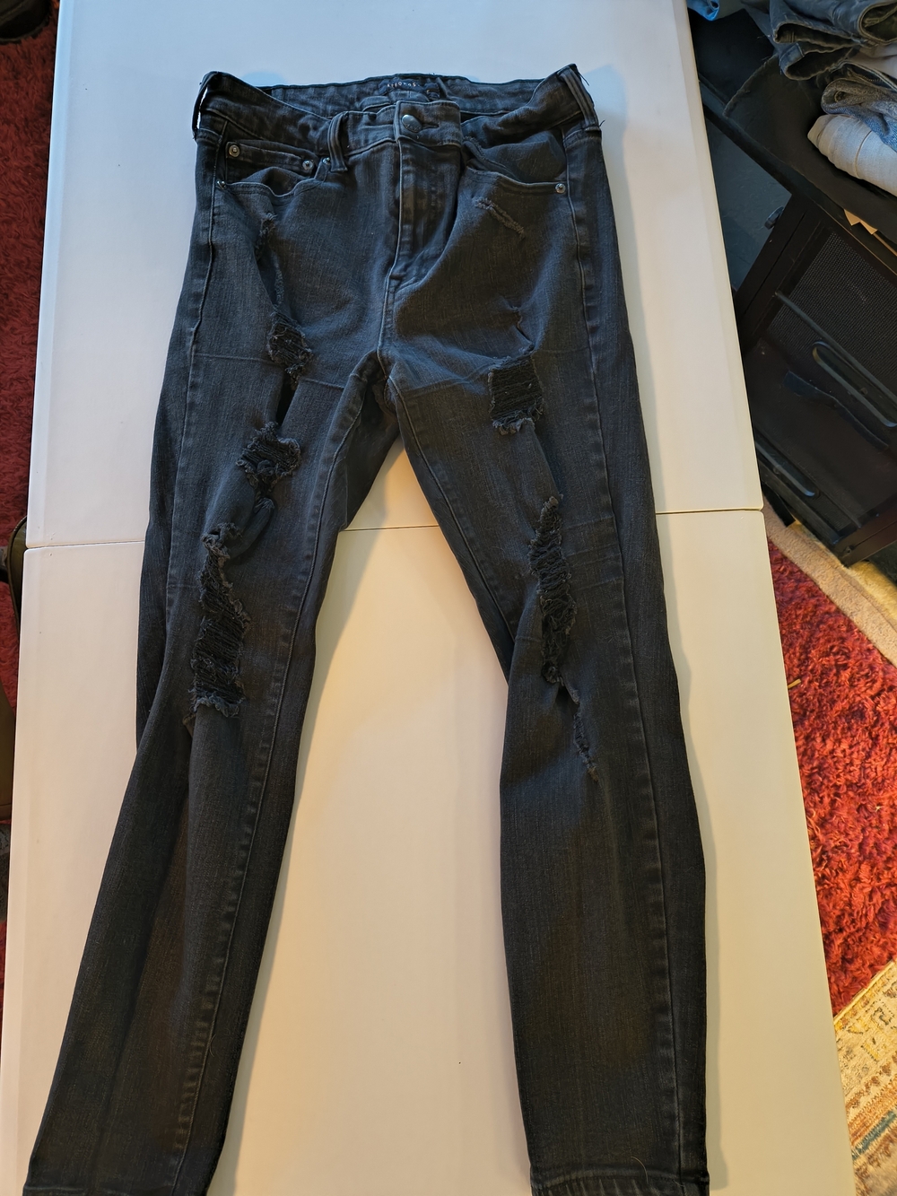 Women's Aeropostale Black Distressed Skinny Jeans size 12 regular 26" inseam